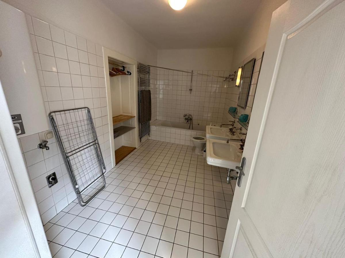 Central Plaza Family Apartment 2 Bedroom Bruckneudorf Dış mekan fotoğraf